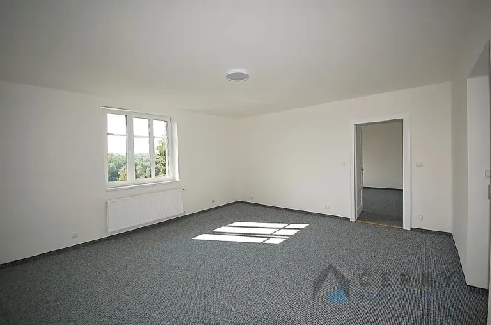 Pronájem bytu 3+1, Liberec, Husova, 83 m2