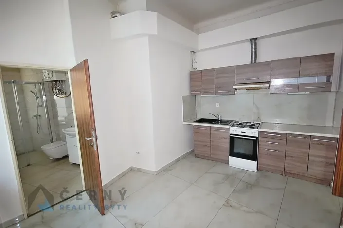 Prodej bytu 2+1, Liberec, Liliová, 149 m2