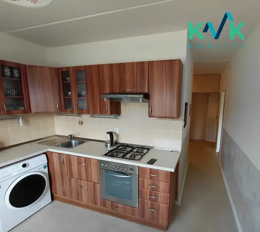 Prodej bytu 3+1, Loket, Sportovní, 70 m2