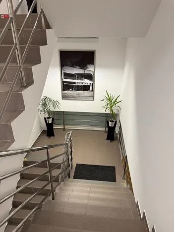 Pronájem kanceláře, Vsetín, Dolní náměstí, 194 m2