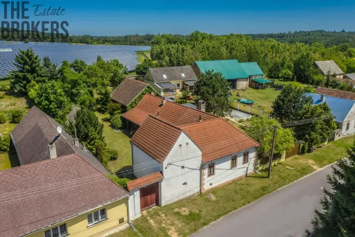 Prodej rodinného domu, Chvalatice, 250 m2