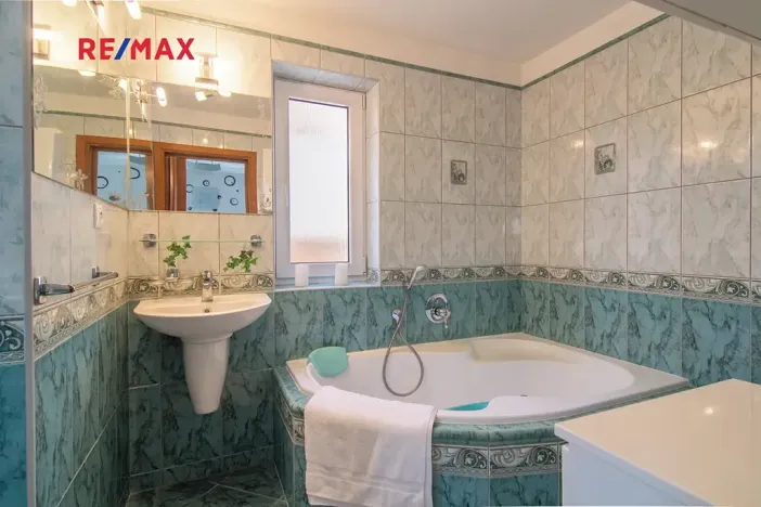 Prodej rodinného domu, Břeclav, Nádražní, 158 m2