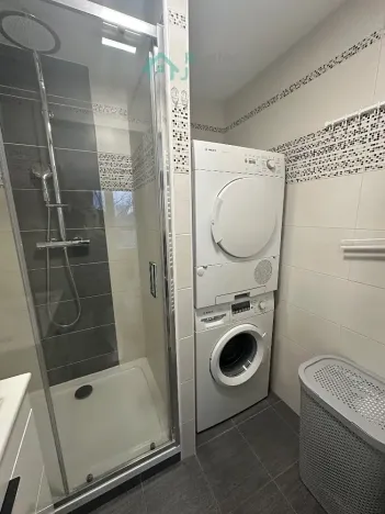 Prodej bytu 3+kk, Pardubice, Bělehradská, 65 m2