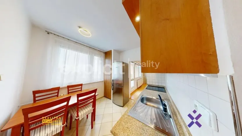 Pronájem bytu 3+1, Zlín, Budovatelská, 68 m2