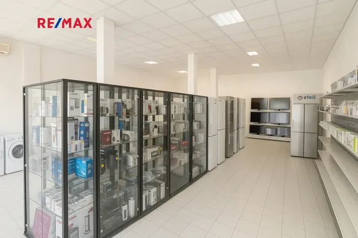 Prodej obchodního prostoru, Břeclav, Národních hrdinů, 161 m2