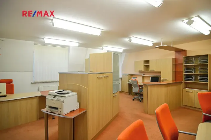 Prodej kanceláře, Břeclav, Slovácká, 192 m2