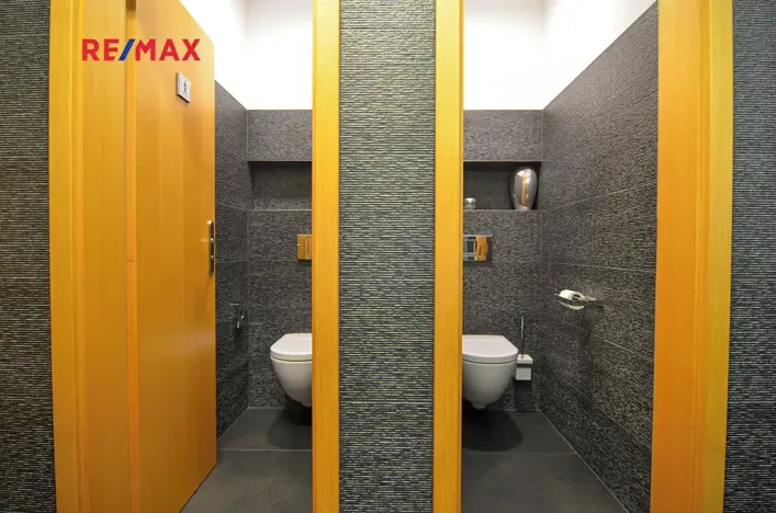 Prodej kanceláře, Břeclav, Slovácká, 192 m2