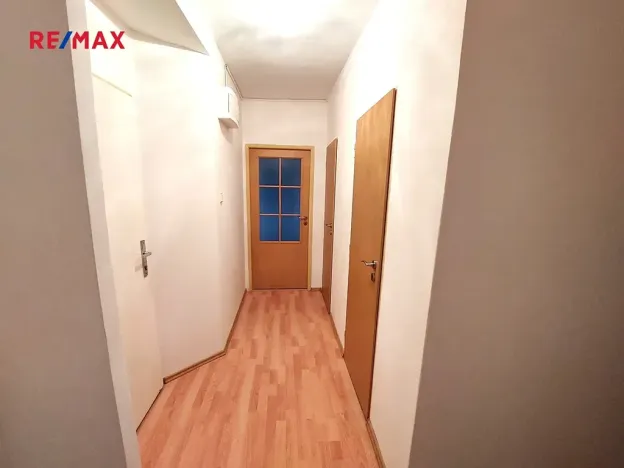 Prodej bytu 2+1, Slavkov u Brna, 58 m2