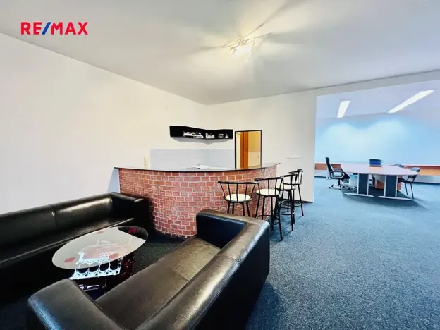 Pronájem kanceláře, Kyjov, 72 m2