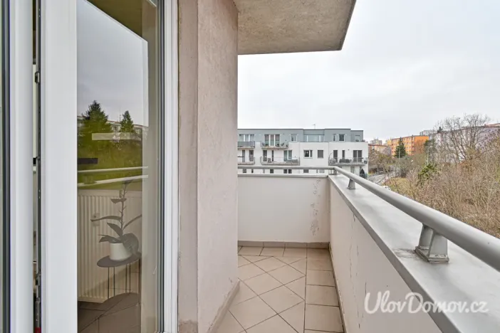 Pronájem bytu 1+kk, Praha - Záběhlice, Mikanova, 33 m2