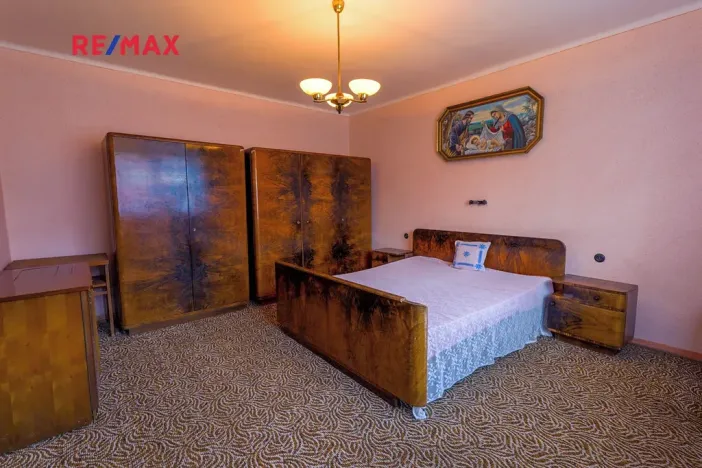 Prodej rodinného domu, Louka, 210 m2