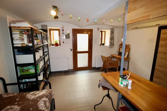 Prodej bytu 1+kk, Praha - Hlubočepy, Pod Žvahovem, 28 m2