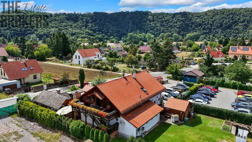 Prodej rodinného domu, Hlásná Třebaň, Karlštejnská, 163 m2