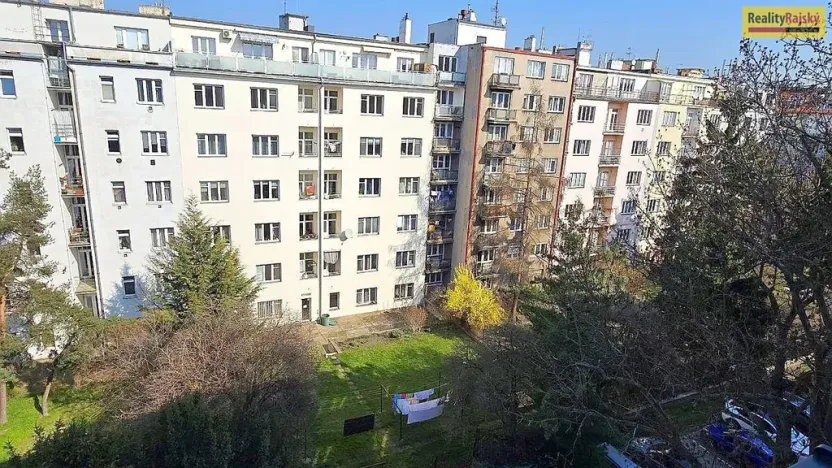 Pronájem bytu 2+kk, Praha - Vršovice, Ukrajinská, 49 m2