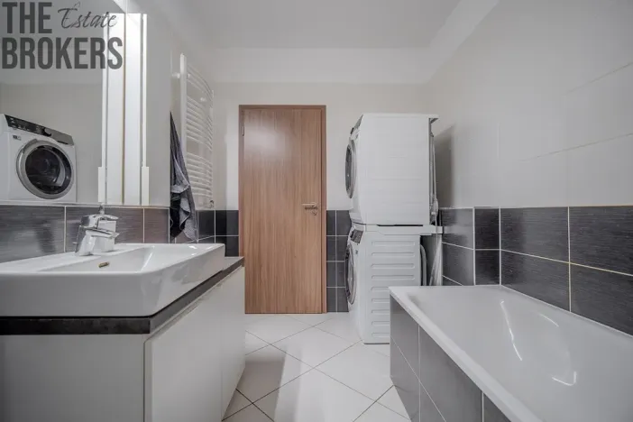 Prodej bytu 2+kk, Praha - Dolní Měcholupy, Kardausova, 54 m2