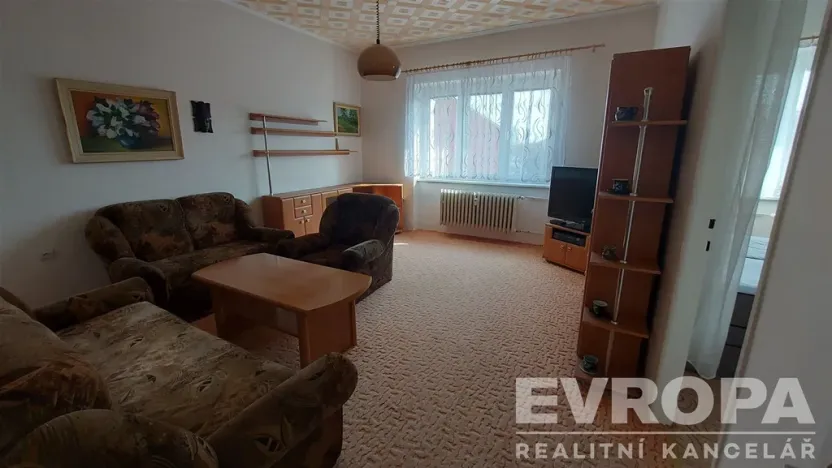 Pronájem bytu 2+1, Praha - Kobylisy, Kobyliské náměstí, 66 m2