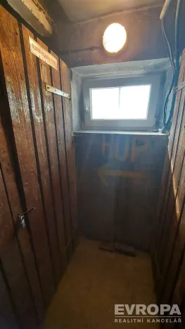 Pronájem bytu 2+1, Praha - Kobylisy, Kobyliské náměstí, 66 m2