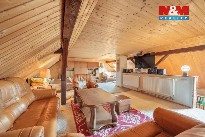 Prodej rodinného domu, Líský, 240 m2