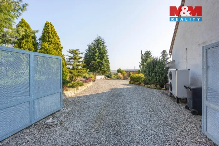 Prodej rodinného domu, Líský, 240 m2