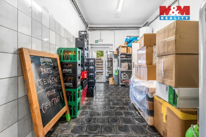 Prodej obchodního prostoru, Kraslice - Tisová, 560 m2