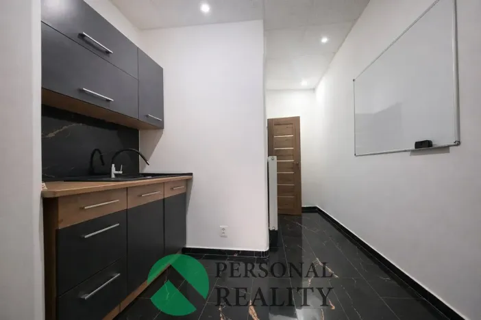 Pronájem obchodního prostoru, Jirkov, Chomutovská, 32 m2