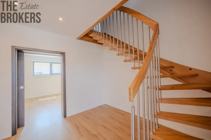 Prodej rodinného domu, Mukařov - Srbín, Bezová, 126 m2