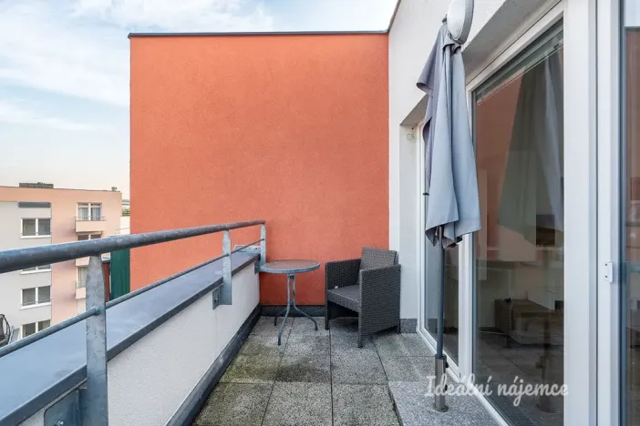 Pronájem bytu 3+kk, Praha - Letňany, Hlučkova, 74 m2