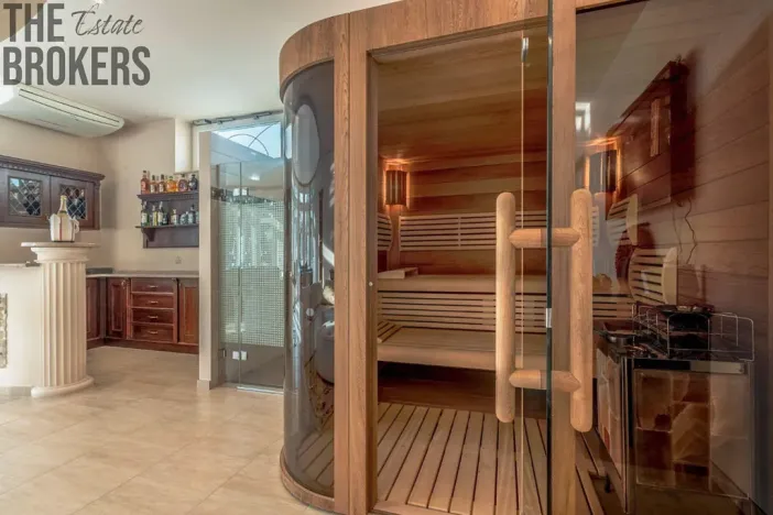 Prodej rodinného domu, Praha - Dolní Měcholupy, U přejezdu, 359 m2