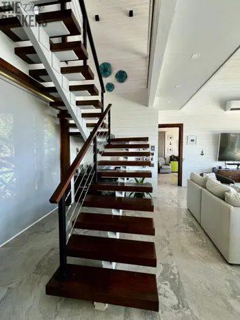 Prodej rodinného domu, Coxen Hole, Roatán, Honduras, 371 m2