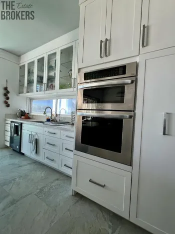 Prodej rodinného domu, Coxen Hole, Roatán, Honduras, 371 m2