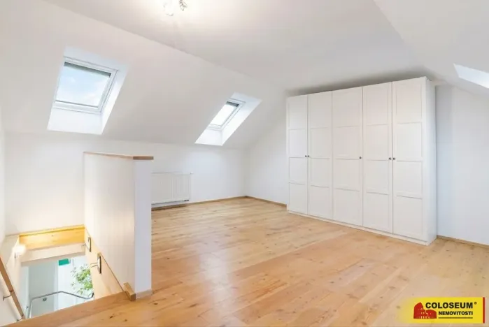 Pronájem bytu 4+kk, Šlapanice, 114 m2