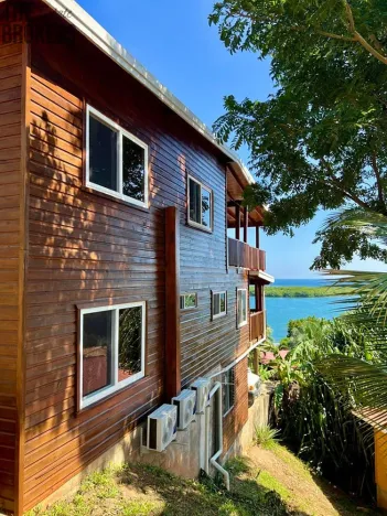 Prodej rodinného domu, Coxen Hole, Roatán, Honduras, 326 m2