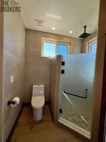 Prodej rodinného domu, Coxen Hole, Roatán, Honduras, 238 m2