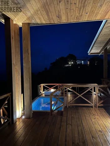 Prodej rodinného domu, Coxen Hole, Roatán, Honduras, 238 m2