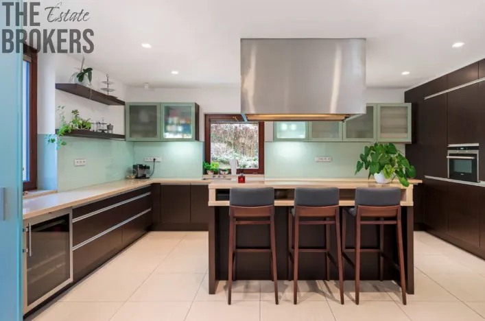 Prodej rodinného domu, Praha - Velká Chuchle, U bažantnice, 720 m2