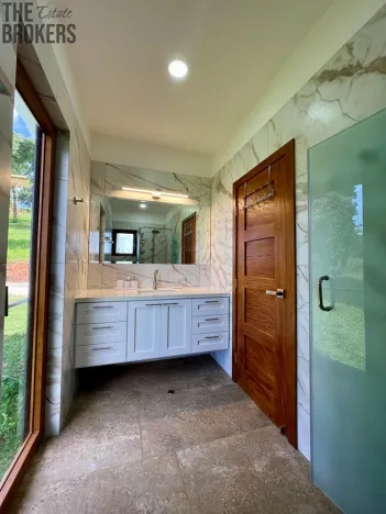 Prodej rodinného domu, Coxen Hole, Roatán, Honduras, 201 m2