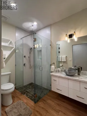 Prodej bytu 3+1, Coxen Hole, Roatán, Honduras, 139 m2