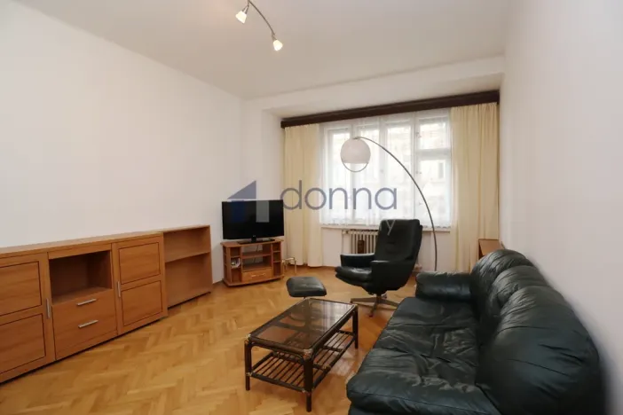 Pronájem bytu 2+1, Praha, Lucemburská, 81 m2