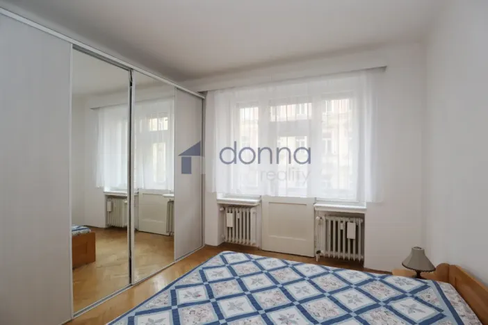 Pronájem bytu 2+1, Praha, Lucemburská, 81 m2