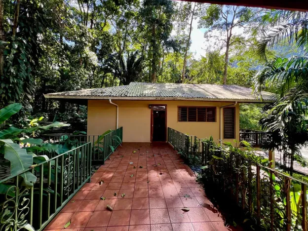 Prodej rodinného domu, La Ceiba, Honduras, 4080 m2