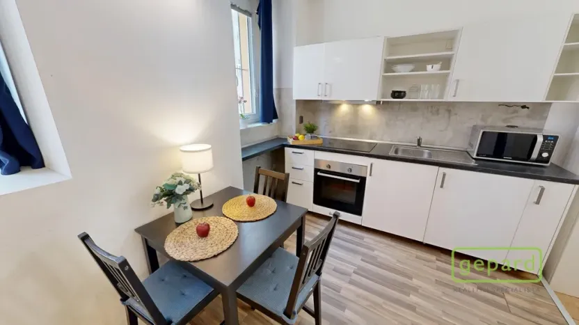 Prodej bytu 2+kk, Praha, Holečkova, 47 m2