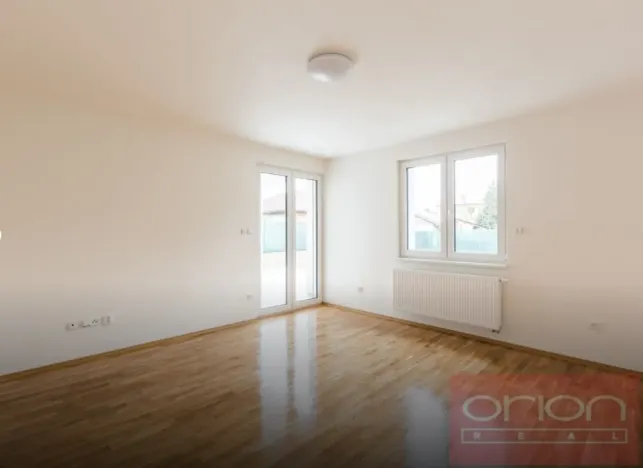 Pronájem rodinného domu, Praha, Ke smrčině, 260 m2