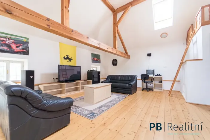 Prodej rodinného domu, Křemže, 450 m2