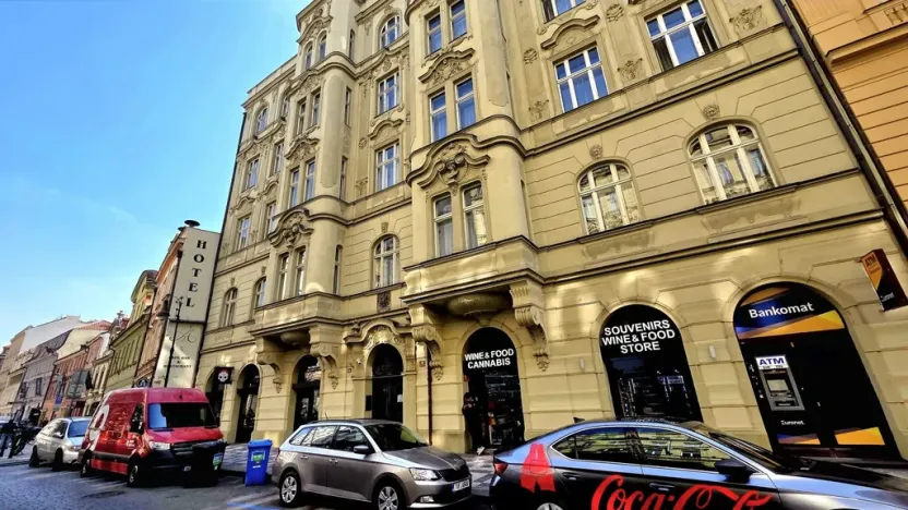 Pronájem obchodního prostoru, Praha - Staré Město, Dlouhá, 86 m2