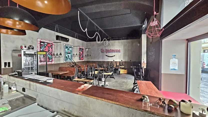 Pronájem obchodního prostoru, Praha - Staré Město, Dlouhá, 86 m2