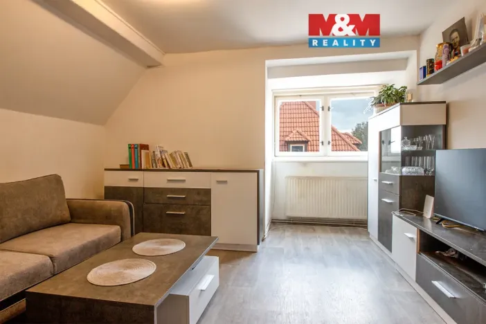 Prodej bytu 2+1, Cvikov - Cvikov II, Komenského, 48 m2