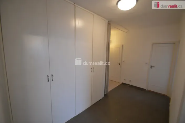 Pronájem bytu 2+1, Praha - Břevnov, Patočkova, 55 m2