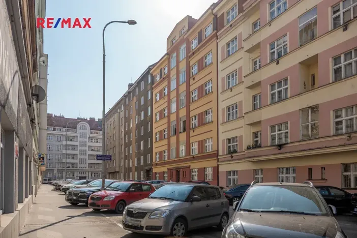 Prodej bytu 3+1, Praha - Žižkov, Buchovcova, 61 m2