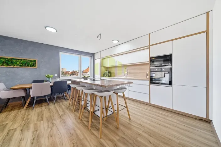 Prodej bytu 3+kk, Olomouc, Topolová, 81 m2