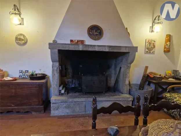 Prodej zemědělské usedlosti, Capolona,Itálie, 377 m2